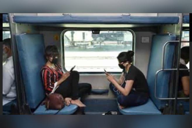 Read more about the article World and Smart Phones